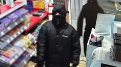 Prepad pumpy na Záhorí: Predavačku ohrozovali nožom dvaja muži. Polícia ich našla s borovičkou v ruke