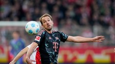 VIDEO: Bayern Mníchov v peknej prestrelke pretlačil St. Pauli. Vavro so slušnou minutážou musí tráviť prehru