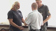 V kamióne cestou do Talianska niekoľkokrát znásilnil nevlastnú dcéru. Súd mu vymeral trest