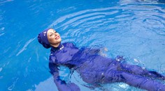 V nemeckom Koblenz sa Sýrčanka ohradila voči zákazu nosenia burkín. Súd jej dal za pravdu