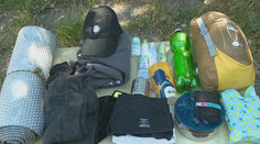 Chystáte sa na festival alebo výlet? Tieto triky pri balení vám ušetria miesto aj nervy