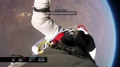 Toto nevídite každý deň. Nové video zoskoku Felixa Baumgartnera