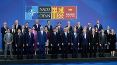 Lídri členských štátov rozhodli. NATO prizvalo do svojich radov Fínsko a Švédsko