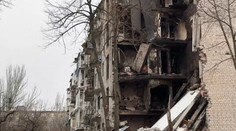 Ruiny, v ktorých stále žijú ľudia. V Lymane trpia hrôzami vojny stále a opakovane