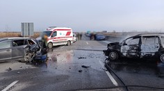 Vážna nehoda na diaľnici. Zrazili sa dve autá, úsek je neprejazdný