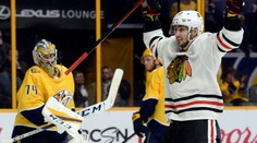 VIDEO: Jurčo po návrate z farmy prispel k výhre Chicaga, Halák neodvrátil prehru