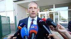 Napätie sa skončilo. P. Dujava po kritike zamestnancov rezignoval z postu riaditeľa Letiska Poprad
