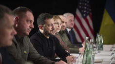Dohoda medzi USA a Ukrajinou má závažné nedostatky. Odborníci upozorňujú na právne medzery