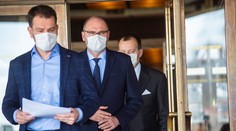 Ako bojovať proti koronavírusu? Sulík s Matovičom sa do seba pustili na sociálnej sieti