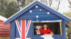 Djokoviča presunuli do hotela pre imigrantov v Melbourne, o jeho osude rozhodnú do pondelka