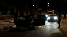 Policajti skúsili zastaviť auto. Dočkali sa prekvapenia