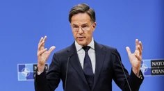 Rutte sa stretol s ministrami zahraničných vecí Aliancie. Dohodli sa, že zvýšia výdavky na obranu