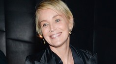 Sharon Stone (57) pózovala nahá pre známy magazín. Telo ako bohyňa