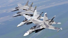 Americká stíhačka F/A-18 sa postarala o potupný rekord pre USA. Naraz zostrelila tri F-15 za stovky miliónov