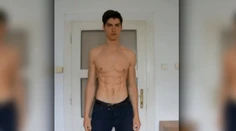 Týždeň prežil len na vode a schudol 6 kíl. Lekári pred vodovou diétou varujú