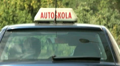 Do autoškoly sa už nedostane každý. Parlament schválil novú podmienku