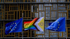 Rozsudok Súdu EÚ platí aj pre Slovensko, reaguje Brusel na kauzu neuznaného manželstva Slovákov