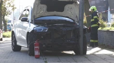 Vypil si, sadol za volant a rámoval autá rad za radom. Opitého zubára v Prievidzi zastavil až stĺp