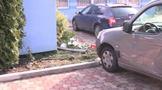 Študentku na beánii zabili dvere auta. Zábery z miesta