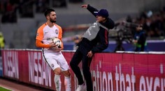 VIDEO: Facundo Ferreyra sa ospravedlnil za sotenie podávača lôpt