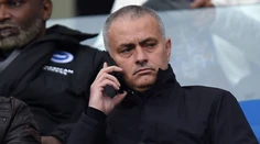 Mourinho súhlasil s podmienkami ManUtd, o Van Gaalovi rozhodnú majitelia