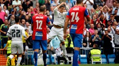 Ronaldo prekonal Raulov rekord, Neymar režíroval triumf Barcelony