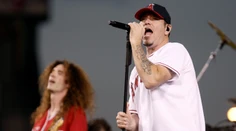 Zomrel americký spevák a frontman skupiny Smash Mouth Steve Harwell (†56), preslávil ho hit zo známej rozprávky