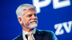 Slovensko chcem navštíviť hneď po inaugurácii, nebudem strácať čas, vyhlásil Pavel