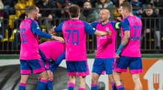 Slovan po famóznom večeri vyhral rozhodujúci zápas i skupinu. Čaká ho jarná Európa