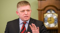 Robert Fico čelí irónii osudu. Karta s Georgom Sorosom sa obrátila proti nemu