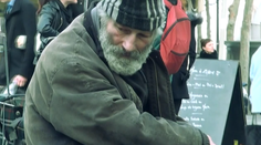 Dojímavý príbeh! Giuseppe kŕmil holuby, teraz je bezdomovec