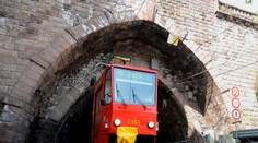 Do Karlovej Vsi a Dúbravky nepremávali električky