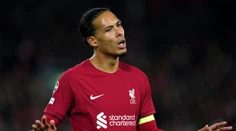 Problémy Liverpoolu sa prehlbujú. Ďalšia opora tímu je na mesiac mimo hry