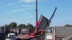 Zrútenie dvoch žeriavov v Holandsku už začali vyšetrovať