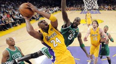 Bryant, Duncan i Garnett sa dostali do basketbalovej Siene slávy