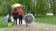 Užite si posledné slnečné lúče, máme pred sebou poriadne chladný a upršaný víkend