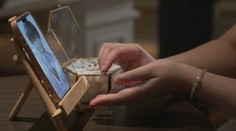 Odborníci bijú na poplach: Svadba s AI ukazuje, kam až môže zájsť osamelosť