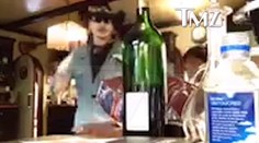 Video ukazuje, ako opitý Johnny Depp zaútočil na manželku