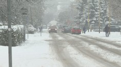 Blíži sa ďalšia snehová kalamita. Šialená predpoveď potrápila aj meteorológov