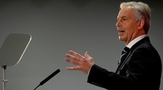 Tony Blair chce presvedčiť Britov, aby zmenili názor na brexit