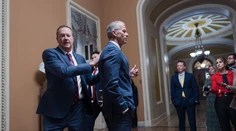 USA sa priblížili ku koncu shutdownu. Senát schválil zákon ukončujúci rekordne dlhú platobnú neschopnosť