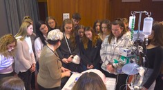 Pre nádejných študentov medicíny nie je prioritou plat. Zistili sme, čo je pre nich najpodstatnejšie