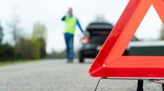 Ťažká nehoda za Bratislavou. Po čelnej zrážke vodičku zachraňoval vrtuľník