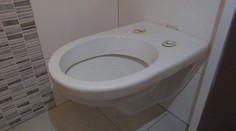 Zlodeji v Trnave majú zvláštne záujmy. Špecializujú sa na WC