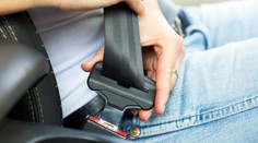 Slovenskí vodiči zbytočne riskujú život. Pätina jazdí po meste bez pásu, každý ôsmy účastník nehody je nepripútaný