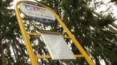 Rarita v Žiline. Vyzerá to ako zastávka, no autobus by ste čakali márne