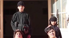 ISIS zverejnili nechutné video. Deti preškolili na agresívnych katov