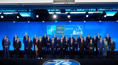 Fico varuje pred vstupom Ukrajiny do NATO a žiada súhlas všetkých parlamentov. Táto podmienka pritom už v zmluve je