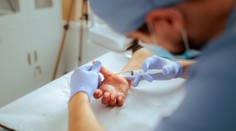 ŠÚKL stiahol z trhu šaržu lieku na rýchle zotavenie svalov po operácii kvôli časticiam v roztoku