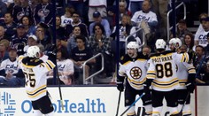 VIDEO-NHL: Boston vyhral v Columbuse a postúpil do finále konferencie